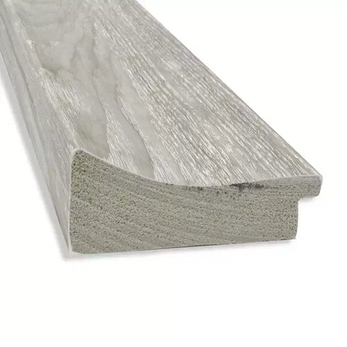 Specchio da parete rettangolare Dove Graywash con cornice in legno, 46" x 36", per 1 persona, da appendere alla parete