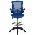 Sedia ergonomica da disegno in rete a schienale medio con poggiapiedi ad anello e braccioli ribaltabili, sedile singolo, colori assortiti