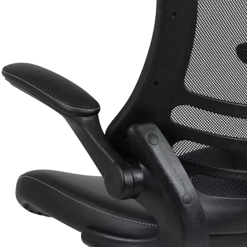 Sedia ergonomica da disegno in rete a schienale medio con poggiapiedi ad anello e braccioli ribaltabili, sedile singolo, colori assortiti