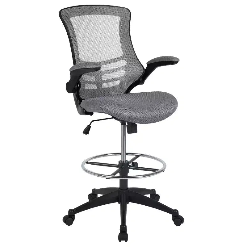 Sedia ergonomica da disegno in rete a schienale medio con poggiapiedi ad anello e braccioli ribaltabili, sedile singolo, colori assortiti